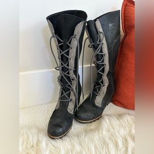 Sorel “Cate The Great” knee high lace up hidden wedge boots black & grey